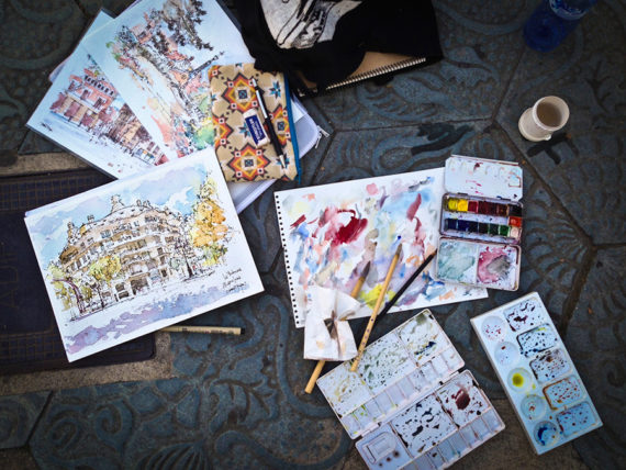 La-Pedrera-Edifici-Gaudi-drawing-Barcelona La-Pedrera-Edifici-Gaudi-drawing-Barcelona